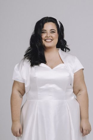 Boleros y capas de novia
