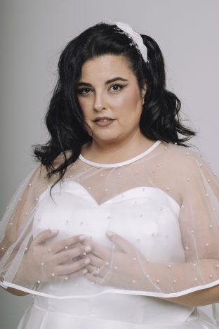 Boleros y capas de novia